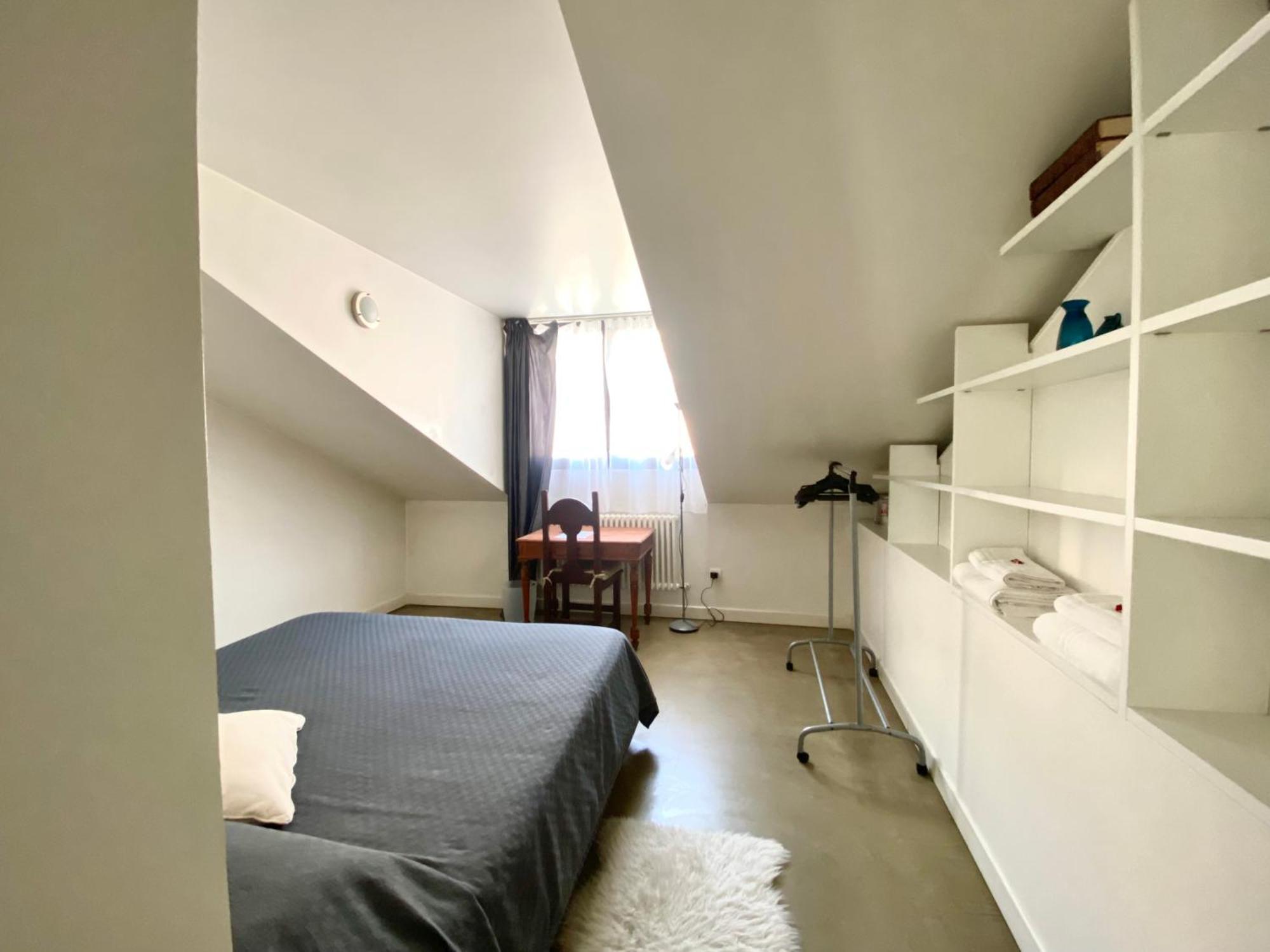 Sant Ambrogio Courtyard Room In Shared Flat Milano Dış mekan fotoğraf