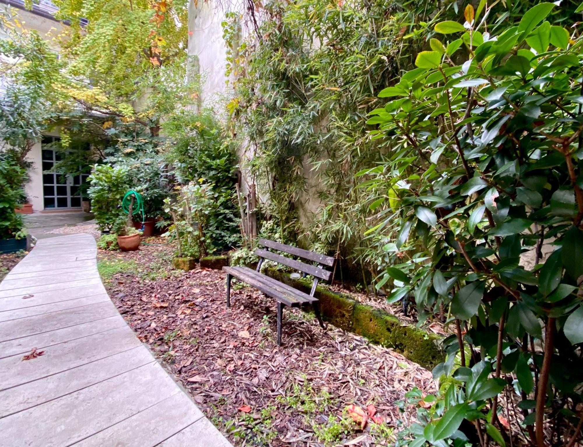 Sant Ambrogio Courtyard Room In Shared Flat Milano Dış mekan fotoğraf