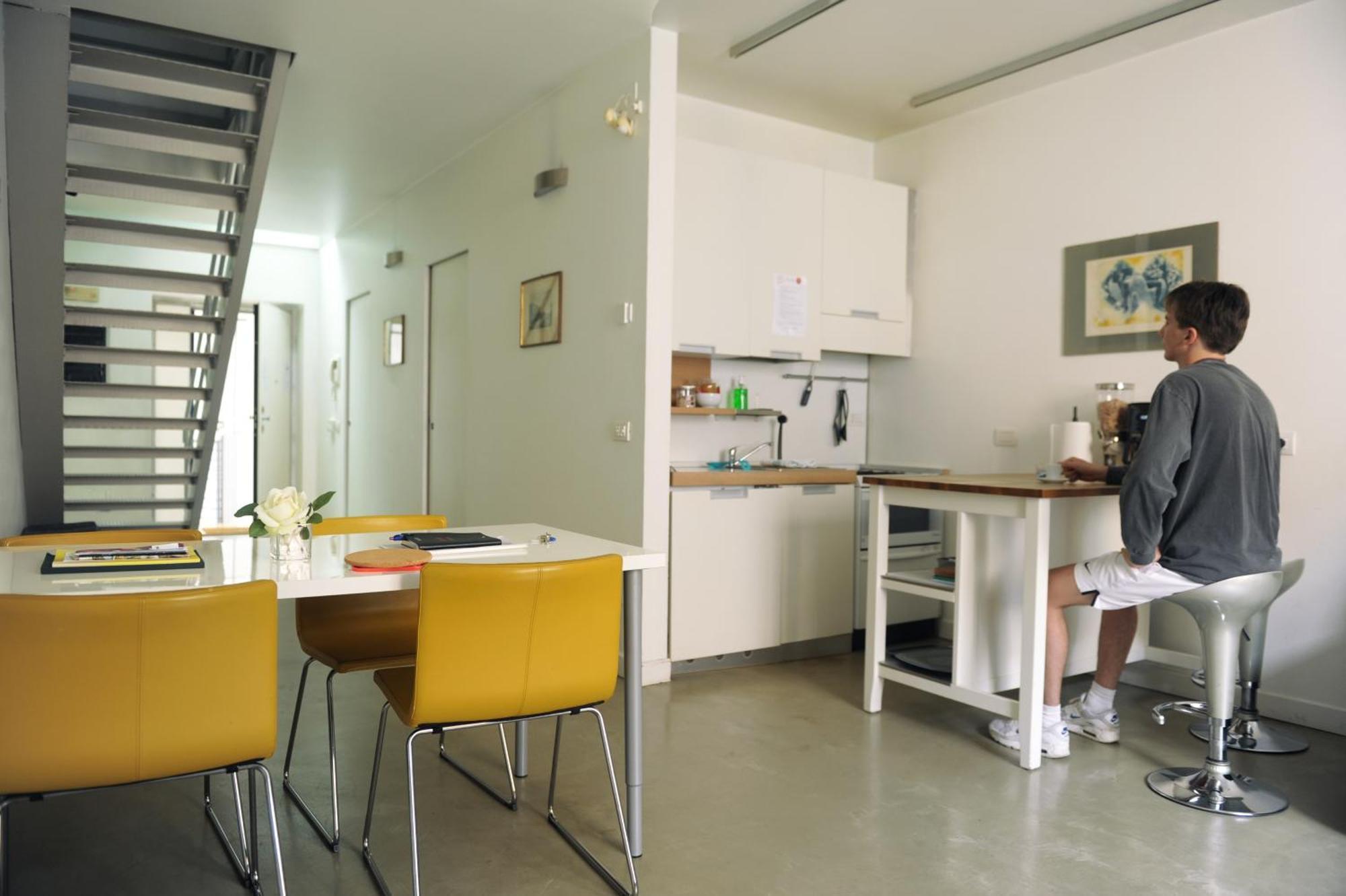 Sant Ambrogio Courtyard Room In Shared Flat Milano Dış mekan fotoğraf